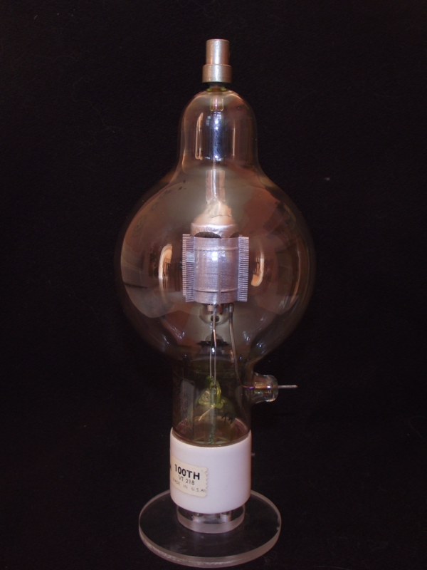 100TH / VT-218 — Eimac — triode vacuum tube — (1938)
