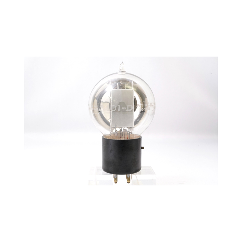 101D vacuum tube photo 1