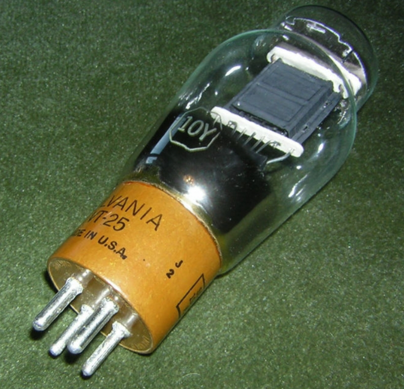 10Y / VT-25 — RCA·GE·Sylvania — triode vacuum tube — (1927)