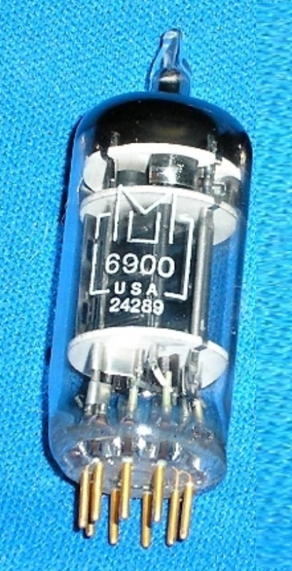 6900 — Bendix — triode vacuum tube — (1960)