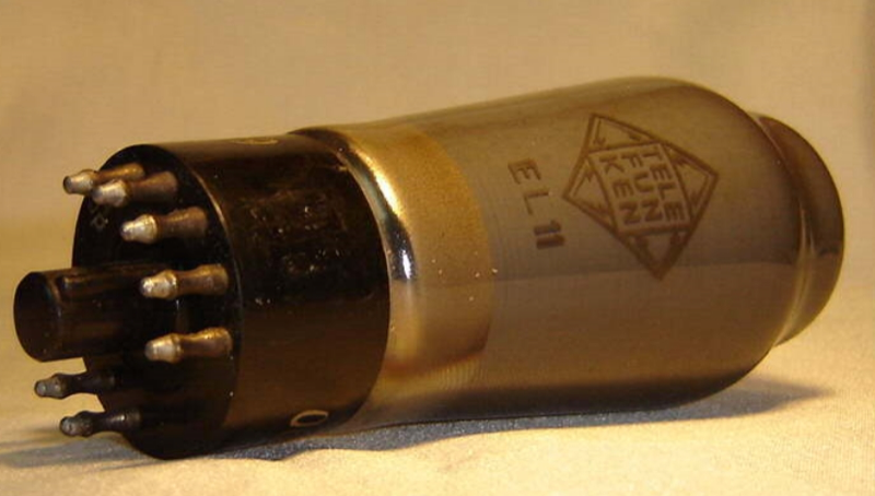 EL11 — Telefunken·Philips — pentode vacuum tube — (1938)